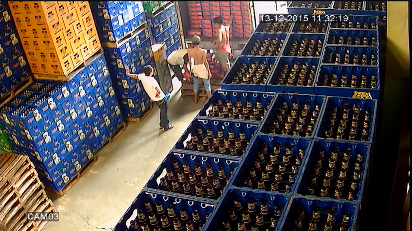 lắp đặt camera giám sát tại kho chứa hàng kho bia